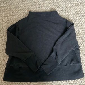 NIKE DRI-FIT Cropped Sweatshirt